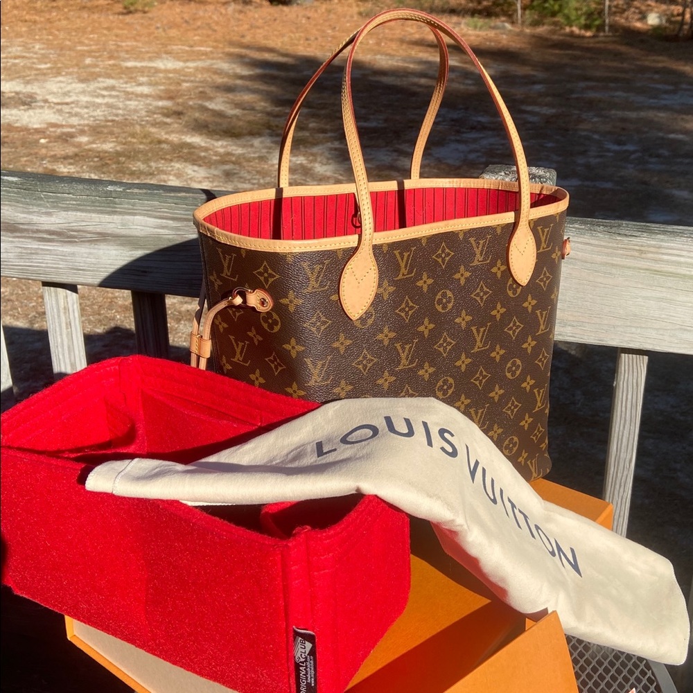 SOLD!!  Neverfull